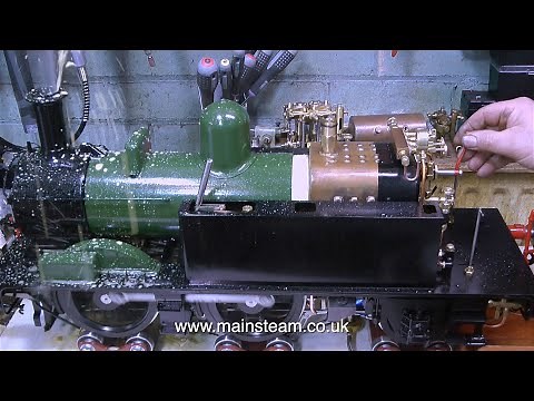 MINIATURE STEAM LOCOMOTIVES RUNNING ON LIVE STEAM - IN THE WORKSHOP