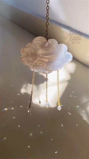 I too made a quick and easy suncatcher🫶🏽🌞