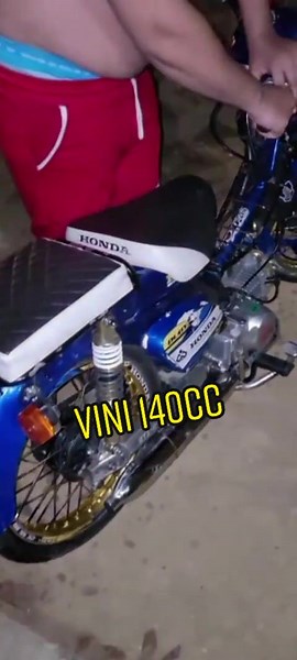 Aceleración brutal de vini 140cc en Honda Super Cub 90 tuning