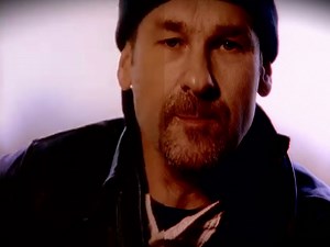 Have you seen the newly remastered music video for Mike The Mechanics' "Over My Shoulder" yet? Now available to watch in HD quality, as part of the 30th anniversary celebrations of "Beggar On A Beach Of Gold": https://youtu.be/H7m1PO7wvYM | Mike The Mechanics Official