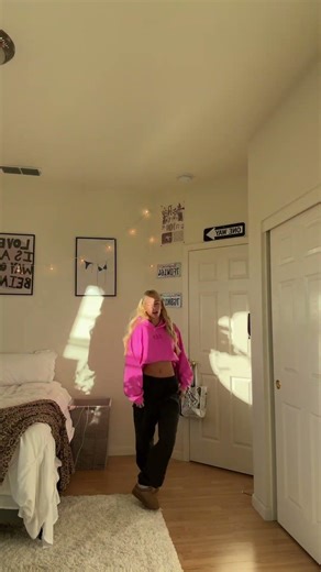 Get Ready to Vibe! ✨ Hottest TikTok Dance Moves You Need To See