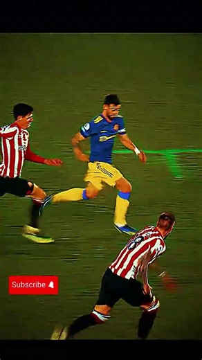 Ronaldo's Shoulder pass 🤯 #ronaldo #shorts #football #cr7 #pass #cristianoronaldo