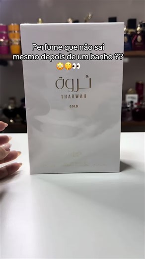 “✨ Tharwah Gold Lataffa: O luxo em forma de fragrância. Com notas intensas e marcantes, ele exala poder, elegância e sofisticação. Sua altíssima fixação garante que você seja lembrado por onde passar❤️‍🔥 #postviralizar #perfumearabe #perfume #dica #tharwahgold