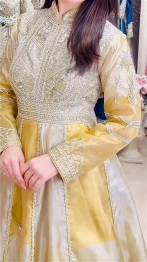 🙋‍♀️New Bridal Lehenga#viral #shorts​ #fashion​ #lehenga​ #lehengacholi​ #youtubeshorts​ #trending
