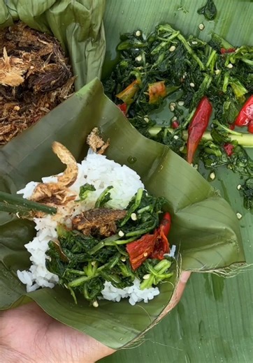 Cải mèo non giã ớt siêu cay các chị đã ăn bao giờ chưa ạ#siêucayamthuc #mukbangvideo #cákhô #xuhuong #ăncungtiktok