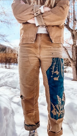 Kellie Swanson on Instagram: "I work my ass off every day AND look cute as hell in my flowery pants. I’m here to tell you, you can do both  & in case you were wondering I can in fact swing a hammer"