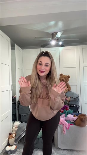 iam SO excited for this series!! part 1 of organising my 450 jellycats! christmas & halloween first to pop away✨🩷 adding them all onto @JellyJournal aswell! @Jellycat #jellycat #jellycats #jellycatcollection #jellycatcollecter #jellycathaul