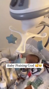 How beautiful. This baby worshipping God.❤️🙏🏼 | Manuela Hills