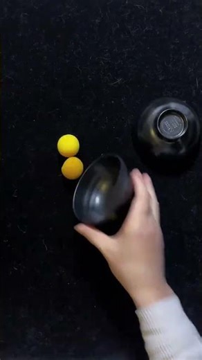 One-Handed Magic Trick: Unbelievable Sleight of Hand