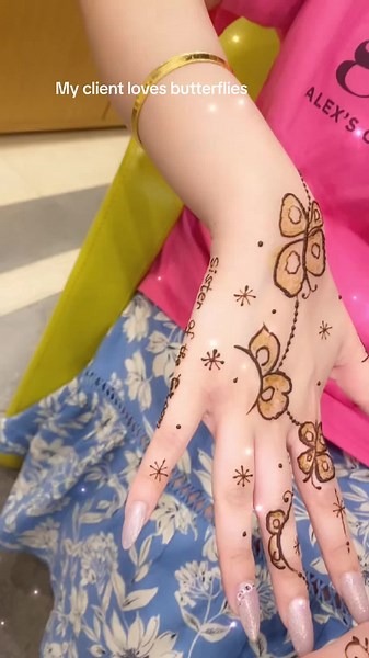 samhennaarts on TikTok