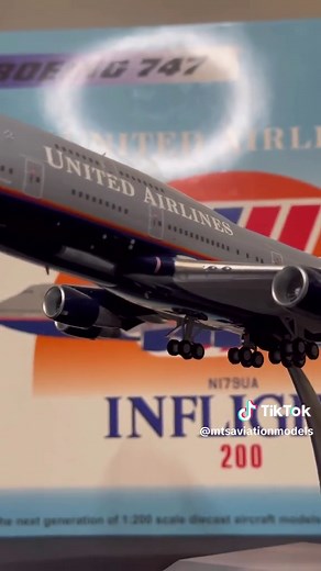 Featuring the majestic United Airlines Boeing 747 from InFlight200. This model is available at MTS in-store and online (link in bio) / Item No: IF744UA1222 #mtsaviationmodels #boeing #airplaneshop #inflight200 #aviation #avgeek #pilot #airlines #airplane #aviationlovers #boeing747 #airlinepilot