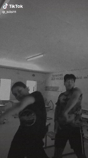 Rolanda-Biibi (@_biibi11)’s videos with original sound - MATAMUA👑