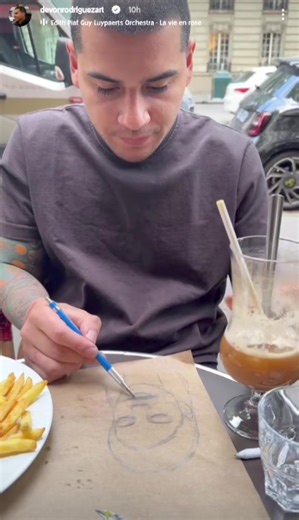 651K views · 10K reactions | Devon Rodriguez love sketching ✍✍✍ #devonrodriguezart #NYCSubwayArtist #NYCArtist | Devon Rodriguez's Art FanPage | Facebook