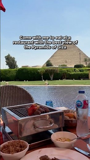 Dining with a view of the Pyramids of Giza | Marriott Mena House