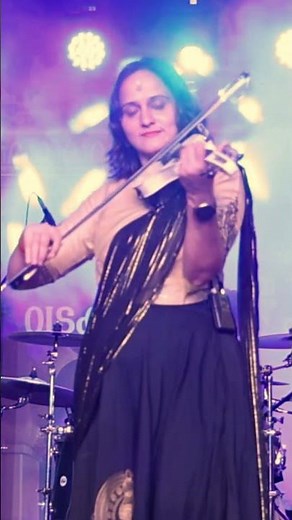 Ponpularoli Poovithariya | Roopa Revathi's SECRET to Playing Ponpularoli Poovithariya Violin Song