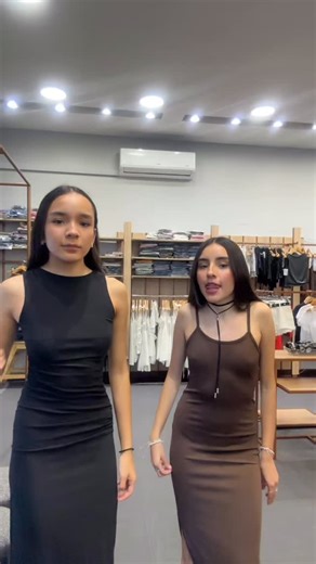 Primeros Teen Ropa adolescente on Instagram: "Vos tenes una fiesta y queres vestidos lindos?"