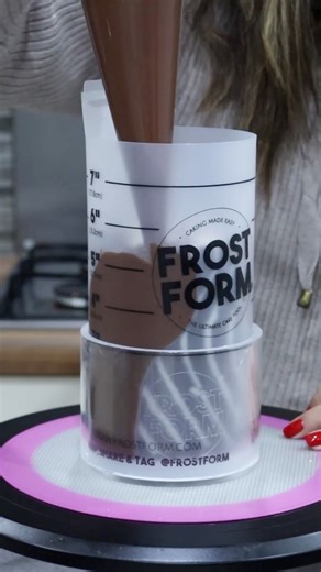 44K views · 1.2K reactions | Yule Log Cake made easy with Frost Form! Our Texture Turtle is the perfect tool for creating that wood grain texture! Order worldwide from frostform.com  | Frost Form | Facebook