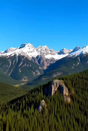 Good Saturday morning, Patriot 𝕏 friends!Oh beautiful for spacious skies,For amber waves of grain,For purple mountain majesties,Above the fruited planes!America is so beautiful! Let’s do everything we can to protect her!God bless America!🇺🇸