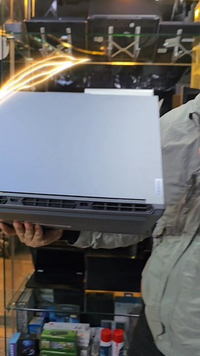 Lenovo Legion 5 16IRX9 - 14th Intel Core i7-14650HX 16-Cores, AI Chip: LA1, NVIDIA GeForce RTX 4060 8GB GDDR6 Graphics, 32 GB DDR5-5600 RAM, 512 GB SSD 2Tb NVME 16" WQXGA (2560x1600) IPS 350nits 100% sRGB 165Hz G-SYNC, 4-Zone RGB Backlit, 6 Cell 80 WHr battery, Aluminium (Top) - Win11 83DG004NUS | المصطفى