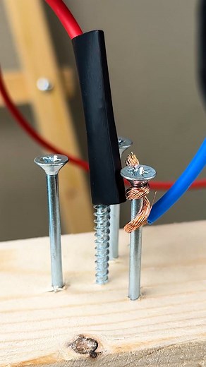 DIY Light Bulb Trick 💡 | Craft Pop Max