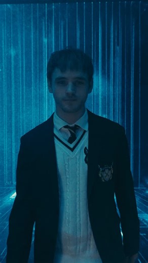 Der Cast von Flying Lights! ✨ Heute im Spotlight: Sivak – ein Tänzer, der zeitgenössischen Tanz, Street Dance und klassische Techniken mit unglaublicher Präzision und Ausdruckskraft verbindet. 💥 Sivak ist ein Profi mit umfangreicher Erfahrung in internationalen Auftritten und Werbeshootings. Seine Vielseitigkeit und Anpassungsfähigkeit machen ihn zu einem unverzichtbaren Teil unserer Show. 🔥 🎟️ Erlebt Sivak live in Flying Lights! Jetzt Tickets sichern unter wintergarten-berlin.de ✨ __________