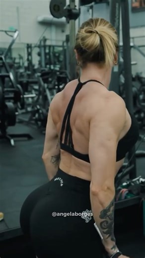 ANGELA BORGES on Instagram: "A aparência de #cinturafina aumenta quando você desenvolve mais sua dorsal (costas) e também aplica técnicas específicas para reduzir de 5 a 12cm da cintura em até 12 semanas. ‌ Comente: CINTURA FINA que eu te envio mais informações sobre o método LCC. . . . #mulher #emagrecimento #teamangelaborges #angelaborges"