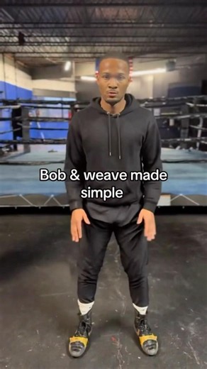Bob and weave breakdown for beginners #boxing #fitness #workout #fighting #viral #shorts #boxeo