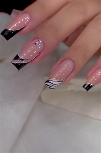 From relaxing pedicure to flawless nails 💕 At D Nails & Spa, every detail matters 🌸 📲 Walk-ins welcome | Appointments recommended Come treat yourself today 💖 #DNailsAndSpa #NailDay #PedicureTime #RelaxAndGlow #TikTokNails