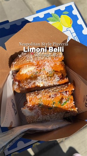 Limoni Belli is the viral Neapolitan pizza truck in Chicago that's known for its vodka chicken parm sandwich, so I had to track them down. 😋 What I ordered: * Pepperoni Pizza * Vodka Chicken Parm Sandwich 💭 Thoughts: They pop up at different locations around Chicago every day, so I had to hunt them down. I went right when they opened and there was no line. The food took about 10-15 minutes, and both items came out to about $45 after tip. The Vodka Chicken Parm Sandwich (8.7/10) was definitely