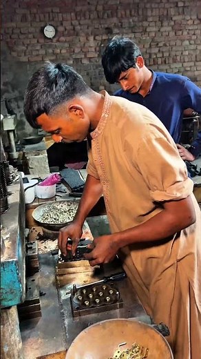 How Heavy-Duty Electrical Connectors Are Made in Factory