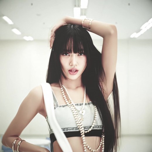 HOT N FUN💋 - #meovv #sooin #trends