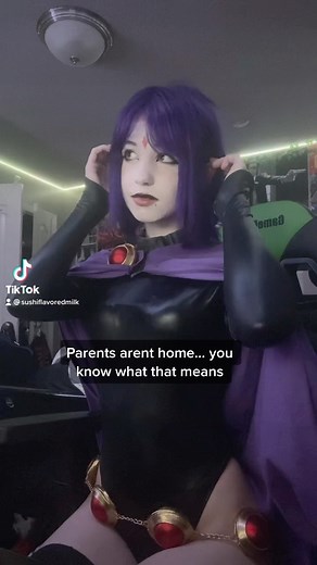 Flib 🍰 on Instagram: "Only the realest of ogs remember this video #feet #balls #feetballs"