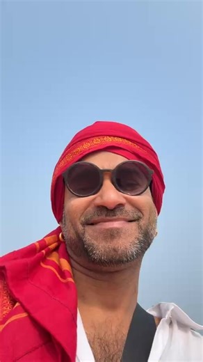 Felly Gomes on Instagram: "25 lives lost due to sheer negligence. Instead of taking responsibility, authorities are busy playing the blame game. What we’re seeing now is nothing but eye-wash. A structure that should have been demolished two years ago is suddenly brought down—only to divert public attention. A few places are sealed for namesake, despite operating illegally for years… and within days, they’re quietly reopened for New Year celebrations. This is not justice. This is not governance.