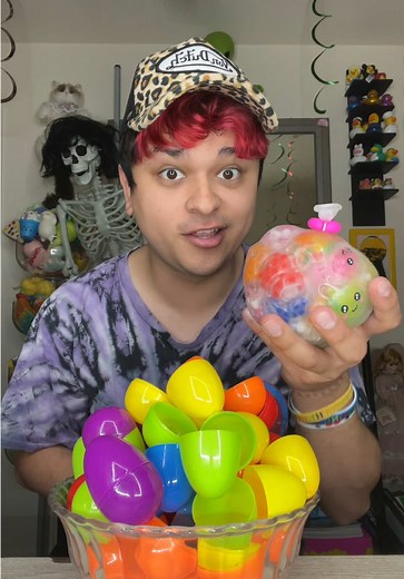 Filling a Squishy with Mini Squishies! | NeeDoh Search