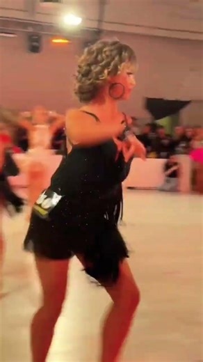 Samba🔥😍 #dance #ballroomdancer #dancer #dancera #fashion #kpop #model #edit #catwalk #ballroomdan...