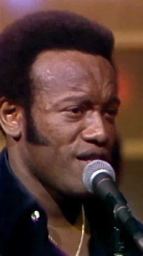Watch Bobby Womack light up The Midnight with Nobody Wants You When You’re Down and Out. | Bobby Womack