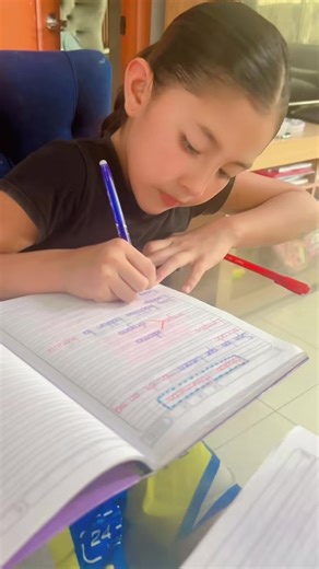 Letra Bonita: Un Besito por Favor