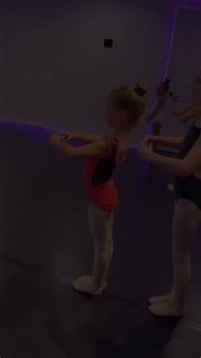 Our Sproutsat their Show-Off from our Winter Intensive! They learned so much from Ms. Mares in such a short time. Bravo to our youngest ❄️Reclaim❄️ dancers!  #strayszn5 #reclaimtheintensive #straysprouts #ballet | Stray Dance Company | Facebook