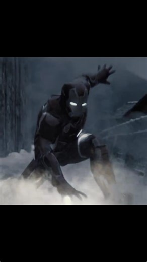 MCU Universe on Instagram: "日本利用压电瓷砖将脚步转化为电能。这些瓷砖 捕捉来自你脚步的动能。当你行走时,你的重量 和动作会对瓷砖产生压力。瓷砖会轻微弯曲,从 而产生机械应力。瓷砖内部的压电材料将这种应 力转化为电能。每一步都会产生少量电荷,而数 百万步结合在一起就能产生足够的电力来驱动 LED灯、数字显示屏和传感器。在像涩谷车站这 样繁忙的地方,每天大约有240万个脚步为这一系 统作出贡献。这些电能可以被储存或立即使用, 从而减少对传统电力来源的依赖,并支持可持续 的城市基础设施。这种方法将日常运动转化为实用的可再生能源。 #日本 #知识 #事实 #你知道吗 #推荐 科技 创新历史 技术 实验 热门"