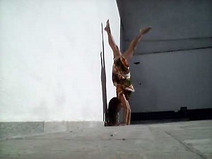 Handstand & Splits Yoga Poses at the Pool in Long Skirt~ How To Increase Your Flexibility & Mobility