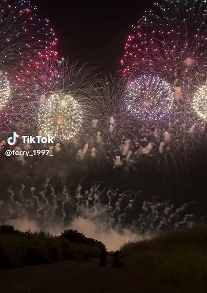 Fireworks 😫🫵🎆👘🏮✨ #fyp #japan #日本 #おすすめ #aesthetic #花火大会 #summer #lewatberanda #xyzbca #4upage