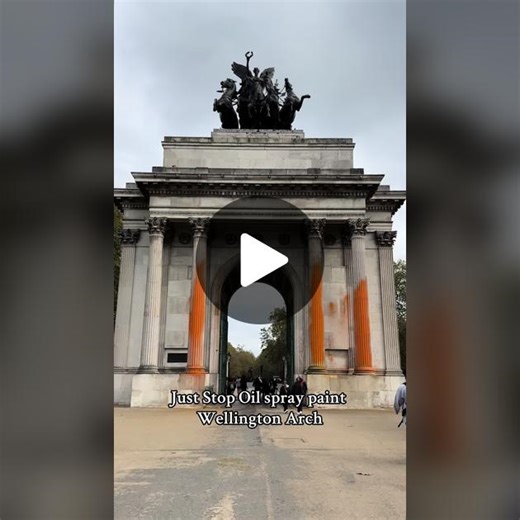 Oil Protest Painting at Wellington Arch in London