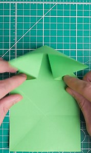 12K views · 266 reactions | Making a Paper Jumping Frog #folding #frog | KTCrafts | Facebook