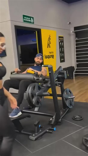 #unfreezemyacount #gymgirl #coreexercises #coreworkout #corestrength | Core Exercises