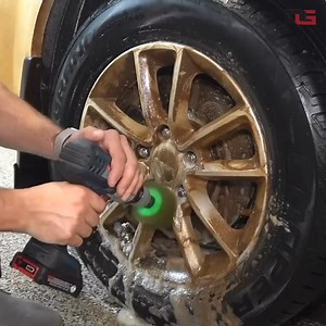 14M views · 101K reactions | Owner REACTS To A Mind-Blowing 16 Hour Detail Transformation! | The Detail Geek | Facebook