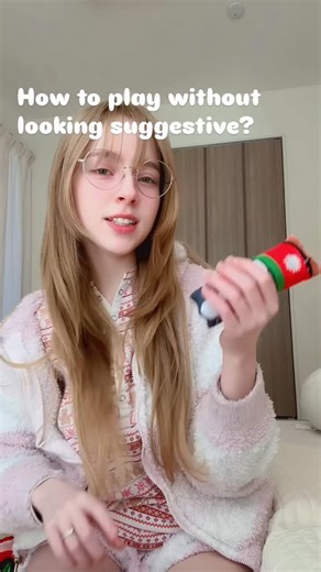 𝚁𝚞𝚞┆るう🇨🇳🇯🇵🇨🇦留卯（露） on Instagram: "How to play with this without looking weird😭😭😭😭😭エロい過ぎ見たい I’m sick so my voice sounds slightly stuffy and scratchy"