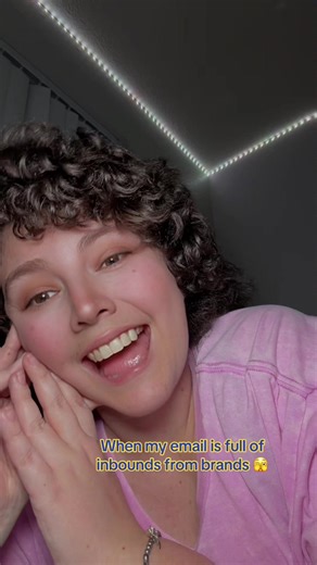 I love having inbound emails 😭🥹 #ugccreator #ugcjourney #ugccommunity #ugccreatorjourney #fyp