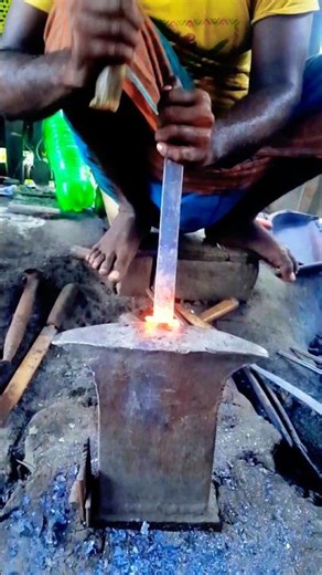 The process of making a bootie's foot#trending #blacksmith #youtubeshorts