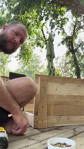 Making a rabbit nesting box
