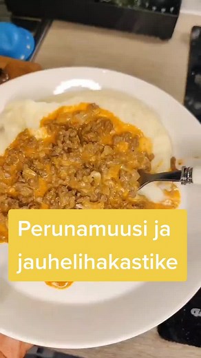 Herkullista arkiruokaa: Perunamuusi ja jauhelihakastike